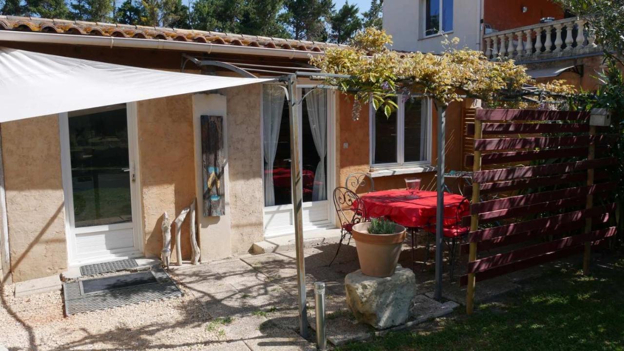 Mas Maurane - Les Lavandes Aux Portes D'Arles Lägenhet Tarascon Exteriör bild