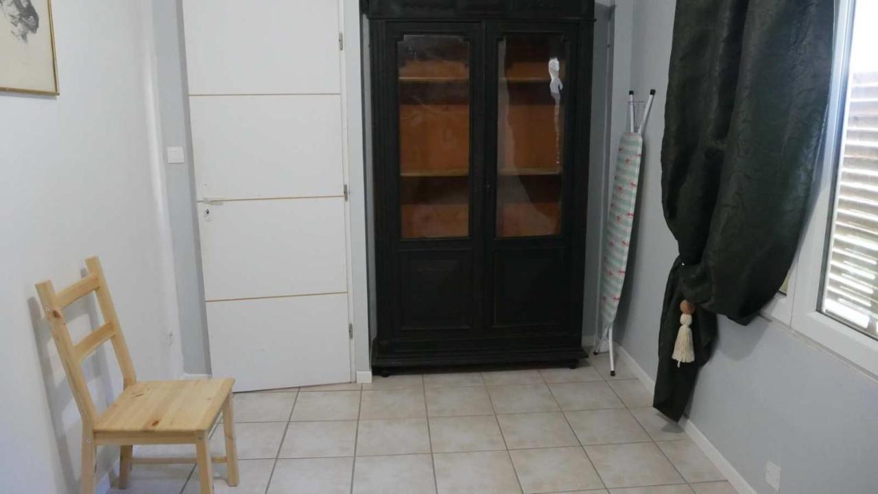 Mas Maurane - Les Lavandes Aux Portes D'Arles Lägenhet Tarascon Exteriör bild